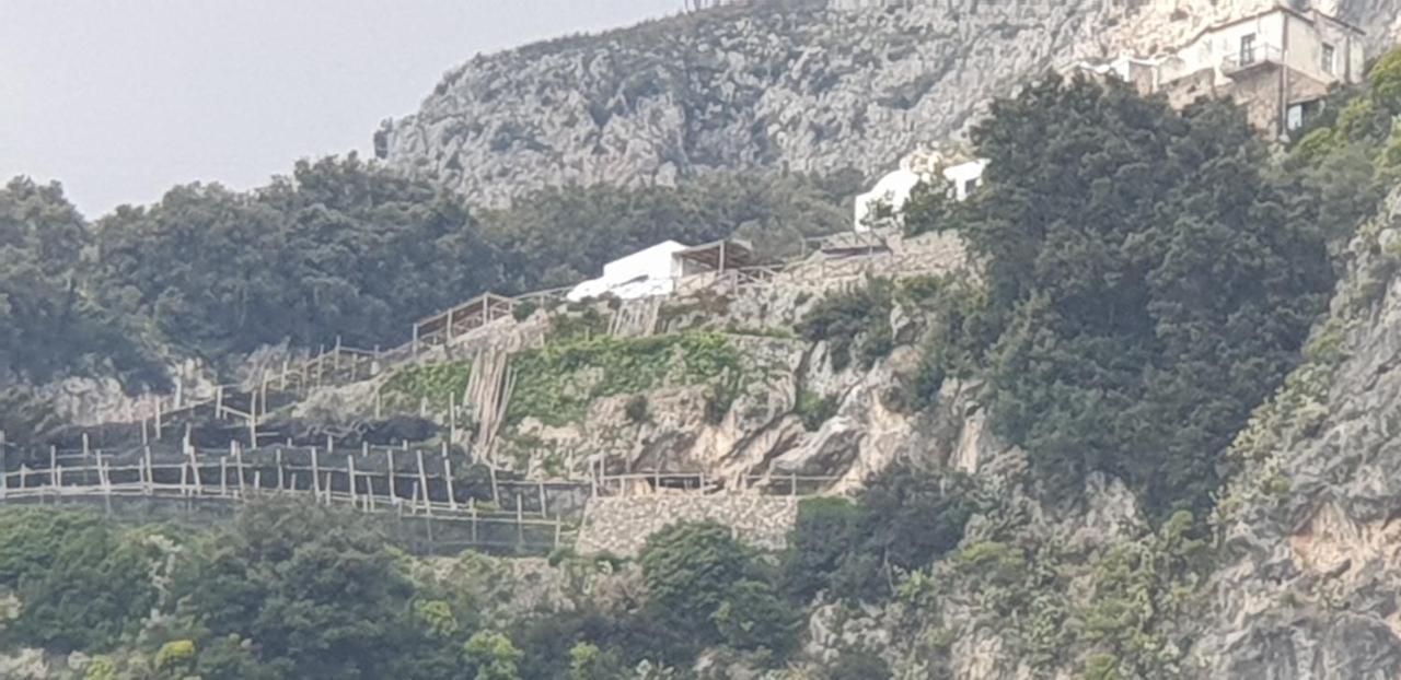 Casa Bianca Amore Amalfi Bagian luar foto
