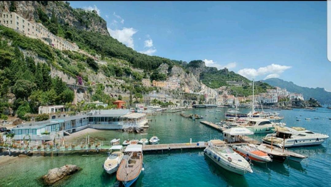 Casa Bianca Amore Amalfi Bagian luar foto